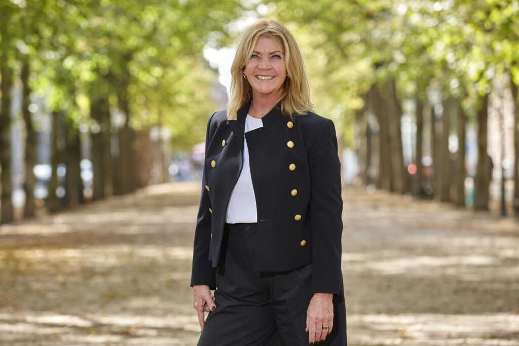 Cynthia Wolters